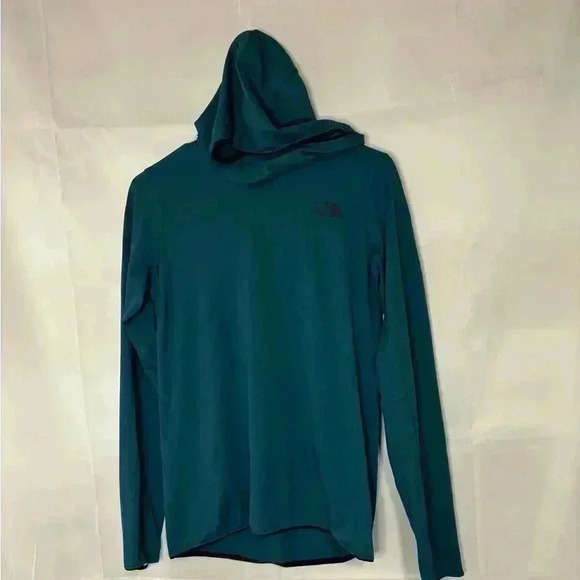 The North Face Tops - Womens size small northface brand light weight hoody, #H334